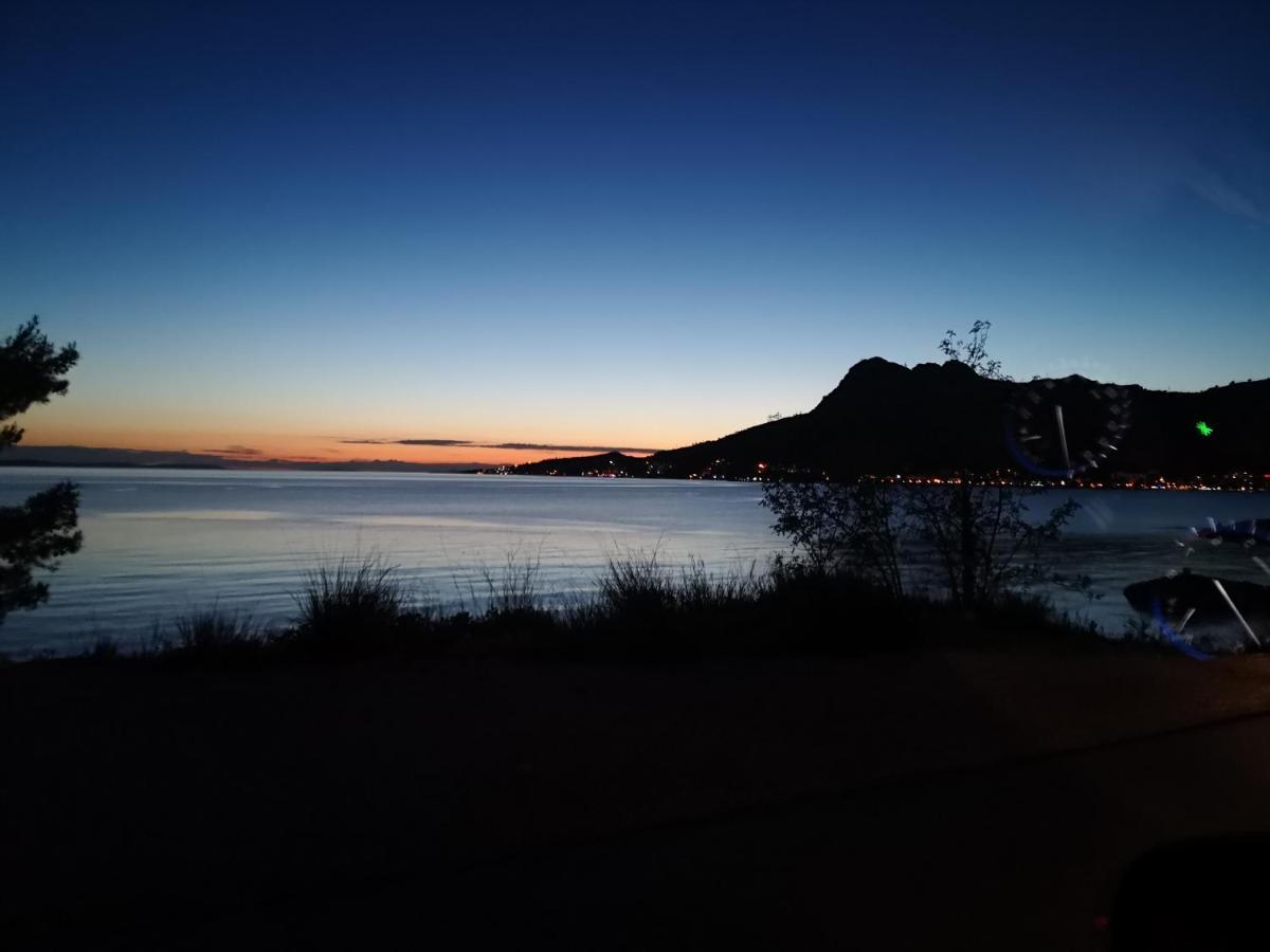 Vila Jadran Omiš Exteriör bild